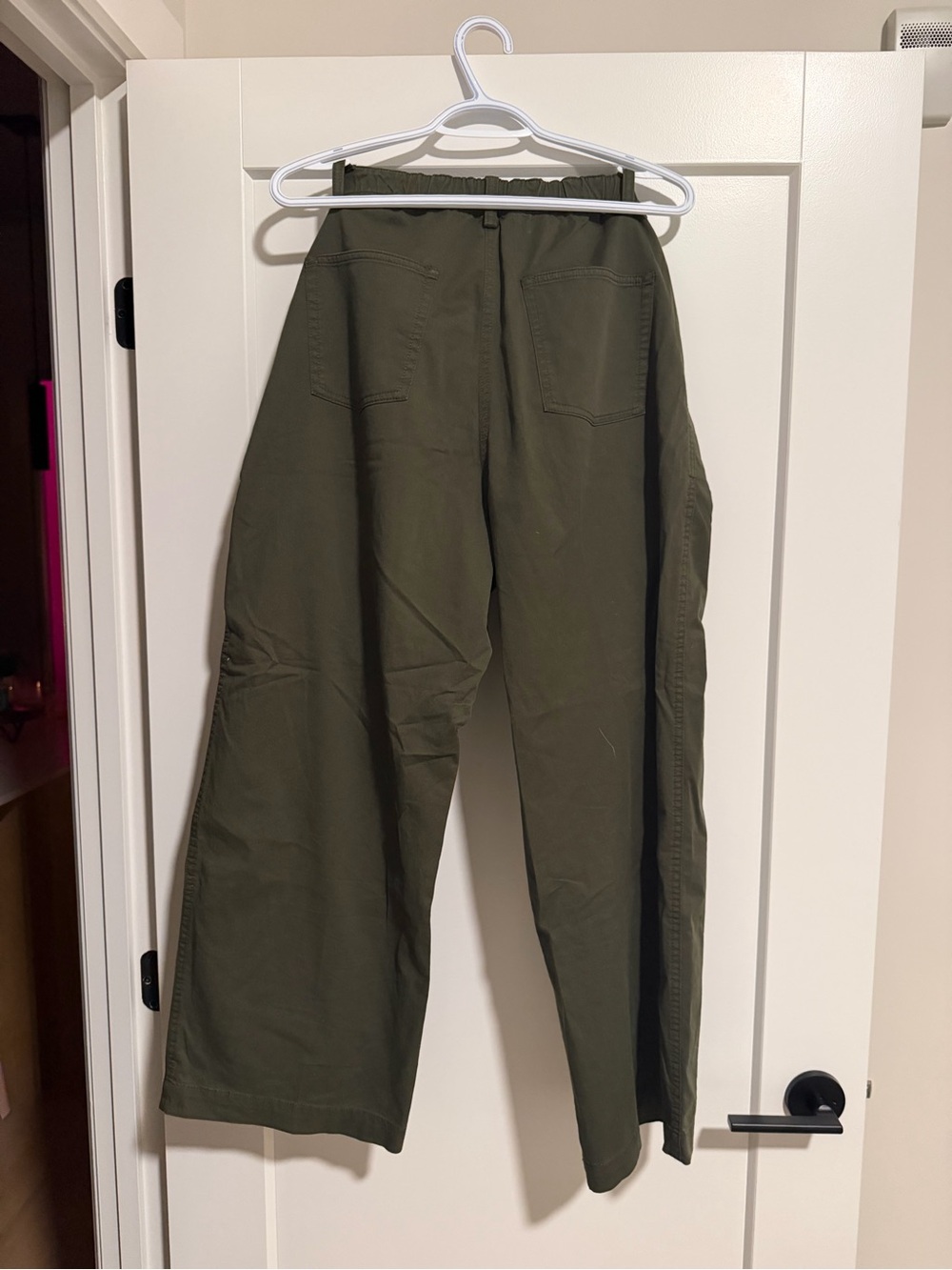 Wilfred Men's Chinos in Olive - Picture 3 of 4